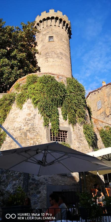 Casa Paolina Nel Centro Di Bracciano Villa Bagian luar foto